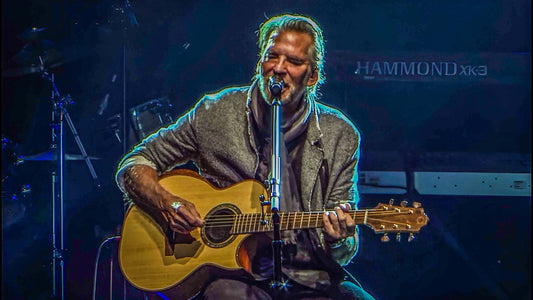 An essay about the great Kenny Loggins by James Bonner
