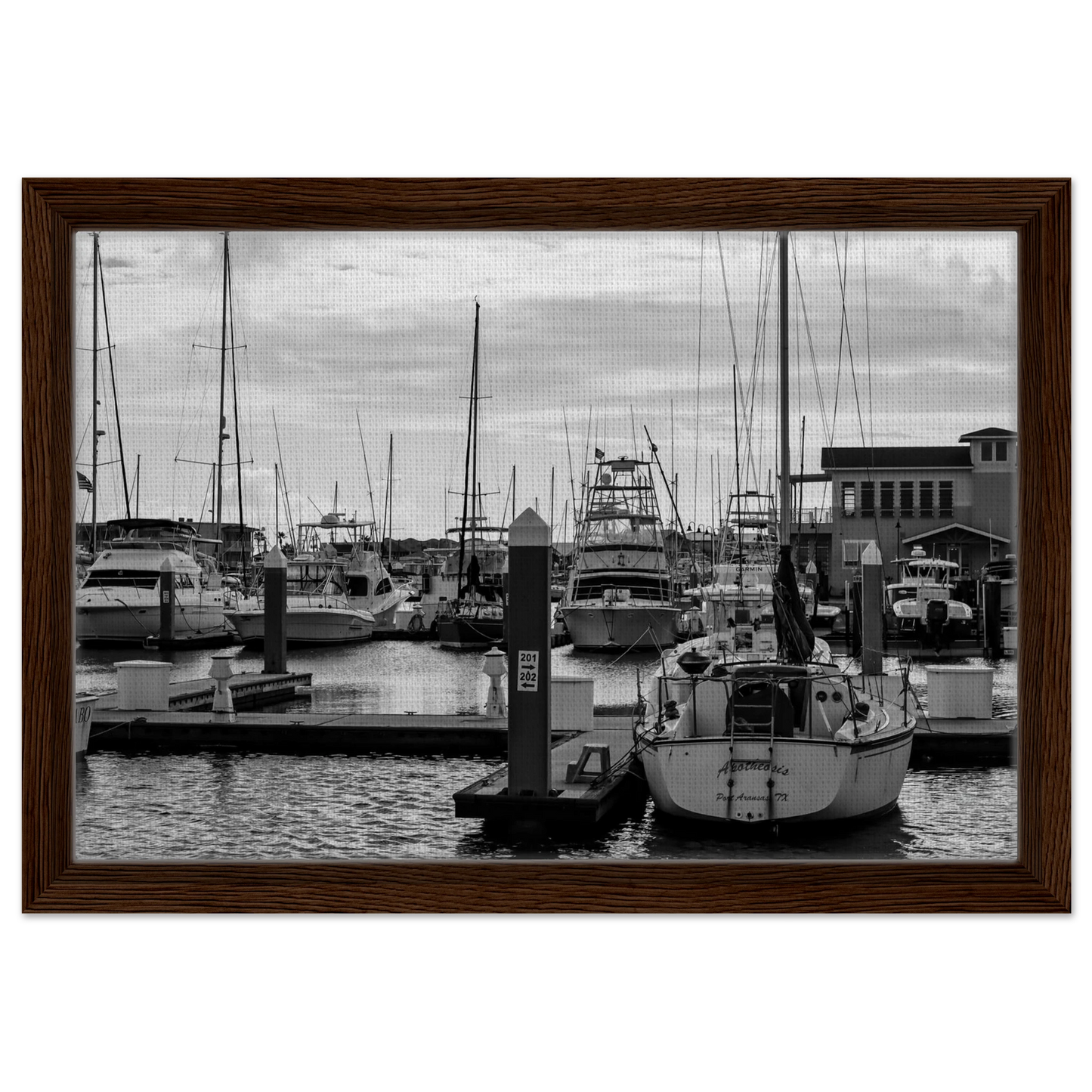 8a5ed3a6-ab21-4a18-a602-2f8b9b1aff32